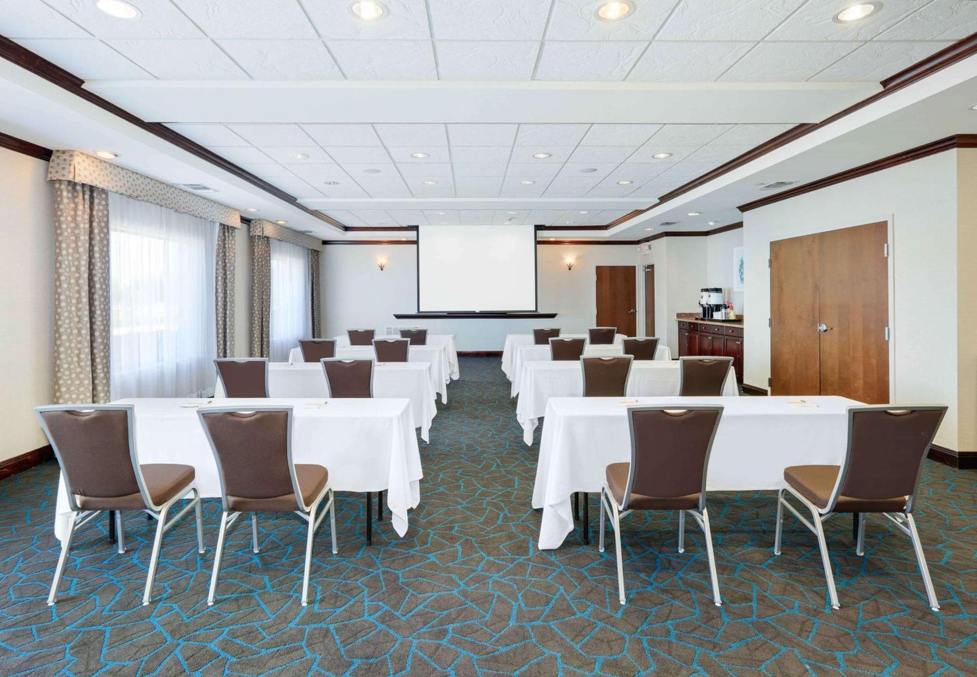 Hampton Inn & Suites Dallas-Arlington-South Buitenkant foto
