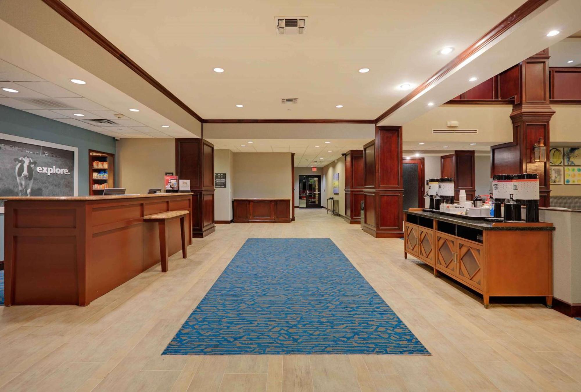 Hampton Inn & Suites Dallas-Arlington-South Buitenkant foto